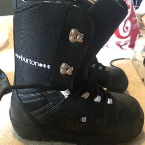 Burton Casa Boots Size 7